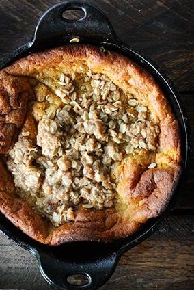 "PUMPKIN PIE" DUTCH BABY with CINNAMON STREUSEL [soupaddict] Puffy Pancake, Pancakes With Cinnamon, Puffy Pancakes, Dutch Baby Pancakes, Dutch Babies, Dutch Pancakes, Baby Pancakes, Dutch Baby Pancake, Baby Pumpkin