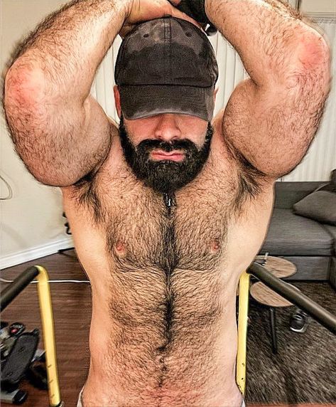 😉😉😉 Cartoon Men Drawing, Manscaping Pictures, Dad Body Men, Buff Men Muscle, Chubby Guy Reference, Big Beard Styles, Back Muscles Men, Big Beards Men, Beer Belly Men