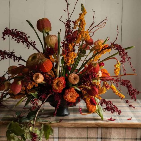 9 Fall Flower Arrangements You’ll Adore - ostrali.com How To Cook Lamb, Fall Flower Arrangements, Rustic Mason Jars, Modern And Traditional Decor, Fall Flower, Fall Arrangements, Elegant Centerpieces, Fall Color Palette, Inspire Creativity