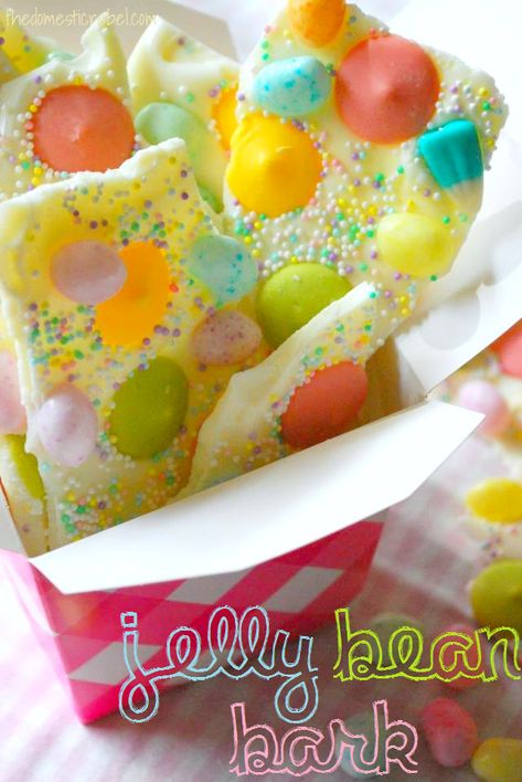 Jelly Bean Cupcakes, Cupcakes Kids, Easter Sweets, Candy Bark, Bark Recipe, Chocolate Bark, Homemade Candies, Jelly Bean, Easter Bunnies