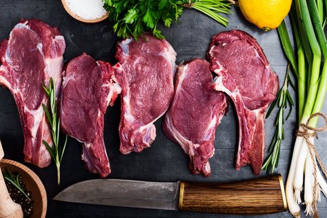 List of Lean Red Meats | Livestrong.com Diet Essentials, Veal Steak, Smoked Beef Ribs, Marmalade Recipe, Healthy Carbs, Beef Sirloin, Smoked Beef, How To Cook Pork, Beef Ribs