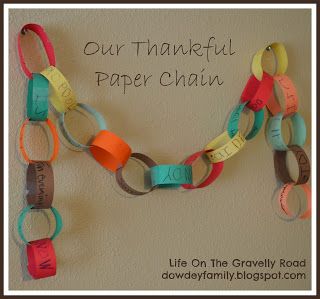 celebrating thankfulness with a thankful paper chain Thankful Paper Chain, Thankful Chain Craft, Paper Chain Thanksgiving, Gratitude Chain, Christian Thanksgiving Crafts, Thankful Crafts, Christian Thanksgiving, Fall Classroom Ideas, Thanksgiving Paper