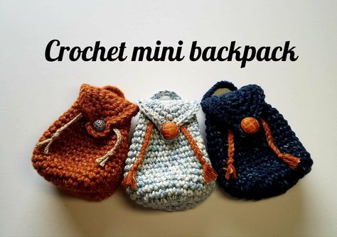 Mini backpack - HandmadebyRaine Crochet Mini Backpack, Crocheted Purses, Mochila Crochet, Cute Mini Backpacks, Mini Backpack Purse, Crochet Backpack, Crochet Keychain Pattern, Mini Mochila, Backpack Keychains