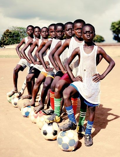 Soccer is a sport played by many different kinds of people in the Ivory Coast Photo Basket, Franz Beckenbauer, Team Pictures, Photography Competitions, We Are The World, Play Soccer, Soccer Pictures, Soccer Balls, Team Photos