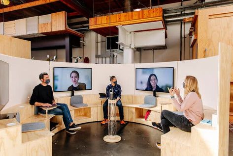 Google’s Plan for the Future of Work: Privacy Robots and Balloon Walls - The New York Times Black Terrazzo, Employee Experience, Building Management, Timber Table, Office Plan, Office Fit Out, Traditional Office, Interior Fit Out, Collaboration Space