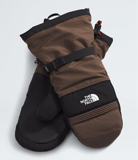 The redesigned Men’s Montana Ski Mitts feature the elevated updates you need to have a successful day on the slopes. From warm Heatseeker™ Eco insulation to the soft raschel fleece lining, these mitts use 100% recycled fabric in their water-repellent shells, helping you stay dry, warm and stoked. Snow Gifts, Snow Sports, Outlet Store, Recycled Fabric, Holiday Gift Guide, Water Repellent, Montana, Gift Guide, High Performance