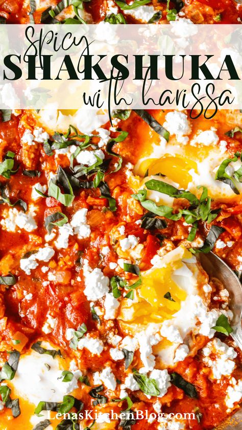 Spicy Eggs, Shakshuka Recipes, Fresh Bread, Tomato Recipes, The Sauce, Poached Eggs, Clean Recipes, Healthy Cooking, Brunch Recipes