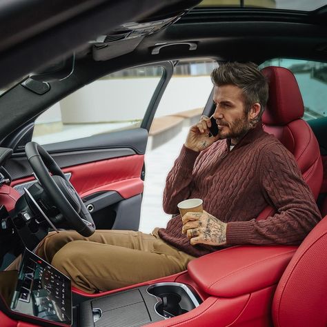 David Beckham Cars, David Beckham Style, Social Media Marketing Strategies, Jordan Outfit, Instagram London, Dad Fashion, Social Media Strategy, February 2023, Dapper Men