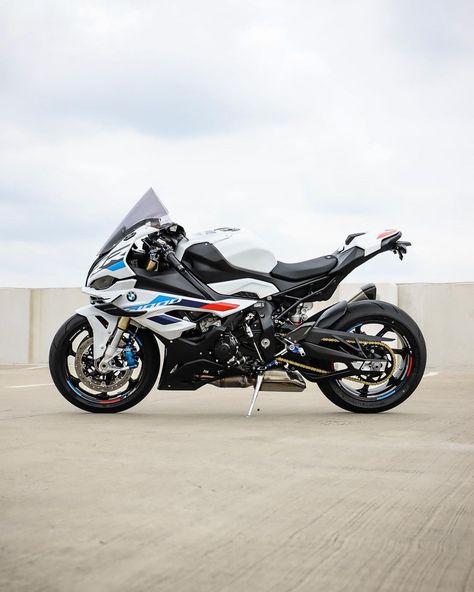 This is a upgraded version of BMW S1000RR. New 2023 is even more focused on the performance with 205HP engine. By scottshotthat and rando_hp4 on IG #Superbike #Bikes #BMW #S1000RR #S1KRR #Motorbikes Bmw Sr1000 Rr, Bikes Bmw, Bmw Motor, Bmw Motors, Bmw S1000rr, Bmw Motorcycle, Sports Bikes Motorcycles, New 2023, Super Bikes