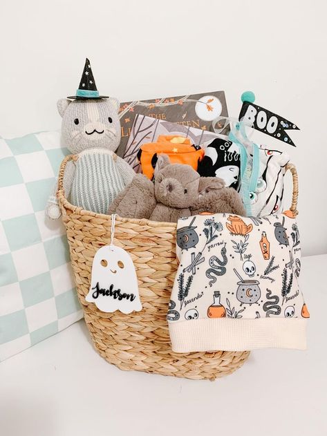 Halloween Baby Gift, Fall Gift Baskets, Boo Gift, Boo Baskets, Halloween Gift Baskets, Halloween Basket, Kids Gift Baskets, Holiday Baskets, Halloween Baskets