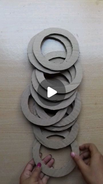 Arpita Priyadarshani on Instagram Paper Craft Centerpieces, Waste Decoration Ideas, Craft Cardboard Box Ideas, Recycle Sculpture Art, Simple Autumn Decorations, Crafts Using Cardboard Boxes, Easy Diy Crafts With Paper, Cardboard Wreath Diy, Craft With Cardboard Boxes