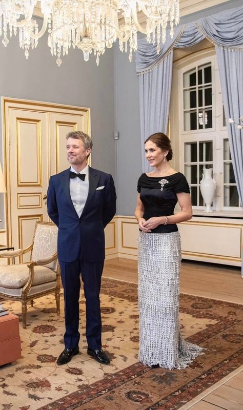 King Frederik and Queen Mary hosted the Council of State dinner – The Real My Royals New My Royals, Royal Jordanian, State Dinner, Denmark Royal Family, Royalty Fashion, Danish Royalty, Royal Family News, Danish Royal Family, Danish Royals