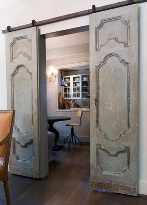 door tracks for old front door/to bathroom door? Contemporary Barn, Reclaimed Doors, Smart Tiles, Real Estat, Vintage Doors, Antique Doors, Old Doors, Interior Barn Doors, Diy Door