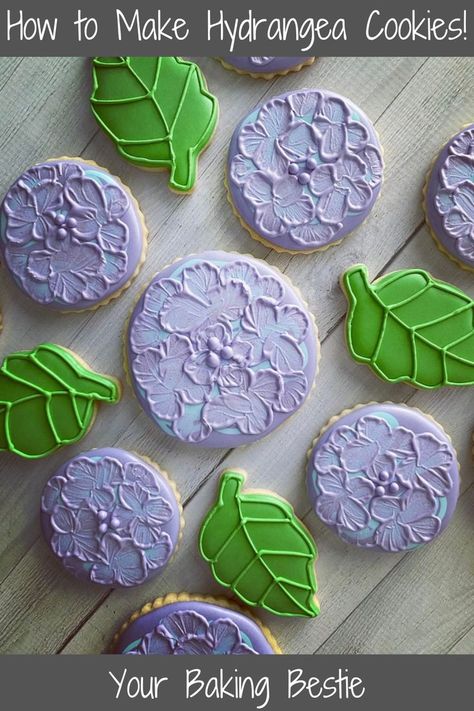 hydrangea cookies Hydrangea Cookies, Sugar Cookie Decorating Icing, Sugar Cookies Royal Icing, Christmas Sugar Cookies Decorated, Cookie Decorating Icing, Hydrangea Pink, Cookies Video, Cookies Royal Icing, Cut Out Cookie Recipe