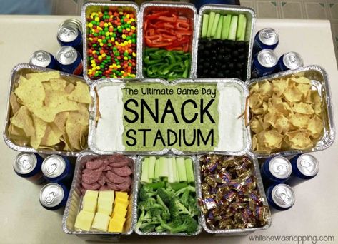 How to Make a Snack Stadium for The Big Game | While He Was Napping Snack Stadium Diy, Football Dinner, Superbowl Sunday Food, Superbowl Ideas, Football Party Snacks, Superbowl Food Appetizers, Football Things, Dips Appetizers, Snack Stadium