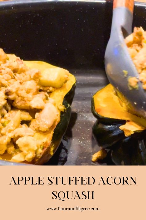 Celebrate the fall harvest with sweet-tart apple stuffing inside a nutty acorn squash. Apple Stuffed Acorn Squash, Apple Stuffing, Acorn Squash Recipe, Stuffed Acorn Squash, Acorn Squash Recipes, Squash Recipe, Sweet Tart, Cheap Dinners, Fall Apples