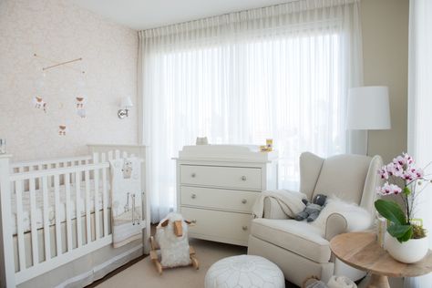 We are once again sharing our most popular nurseries of the year by listing the most viewed nurseries of 2015. Transitional Nursery, Neutral Nursery Rooms, Nursery Accent Wall, Ikea Nursery, Nursery Room Furniture, White Crib, Nursery Room Inspiration, Crib Sets, Gender Neutral Nursery