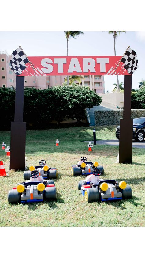 Racing Birthday Party Decorations, Grand Prix Theme Party, Bumper Car Birthday Party, 1st Birthday Race Car Theme Party Ideas, Car Show Party Theme, Race Track Party Ideas, Race Car Backdrop Ideas, Race Car Birthday Party Ideas Games, Grand Prix Birthday Party