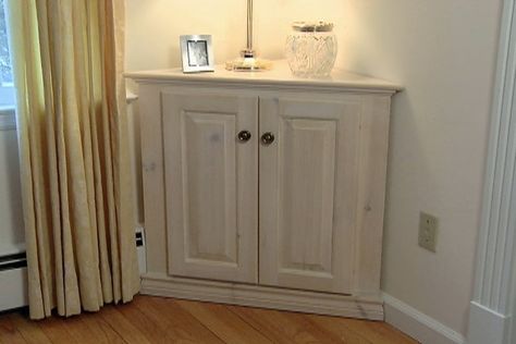 Pickling Stain, Whitewash Kitchen Cabinets, Whitewash Cabinets, White Wood Stain, Stained Kitchen Cabinets, Diy Wood Stain, Barn Kitchen, White Wash Finish, Staining Cabinets