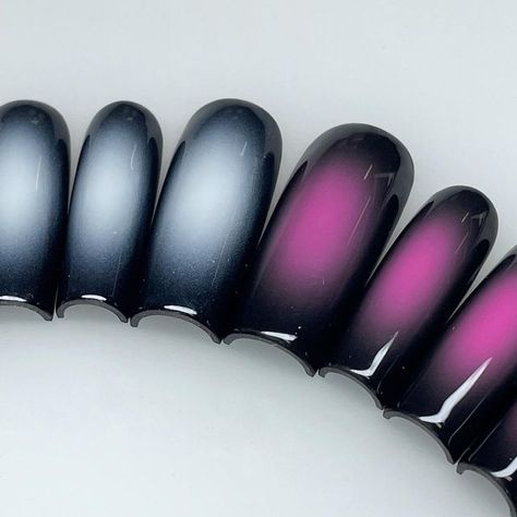 Air Brushed Nails Designs, Air Brush Nail Designs Ideas, Air Brush Nail Designs Art, Air Brush Nail Set, Nail Airbrush Designs, Short Airbrush Nails, Black Airbrush Nails, Airbrush Art Nails, Airbrush Nails Designs