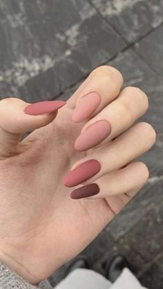 Tato Henna, October Nails, Casual Nails, Almond Acrylic Nails, Nails Fall, Short Acrylic Nails Designs, Pastel Nails, Brown Nails, Autumn Nails