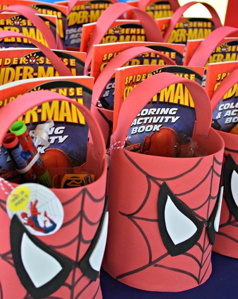 Spiderman Birthday Party Ideas Spiderman Birthday Party Ideas, 4de Verjaardag, Spiderman Theme, Avenger Birthday Party, Spiderman Birthday Party, Avengers Party, Spiderman Party, Avengers Birthday, Mens Birthday Party