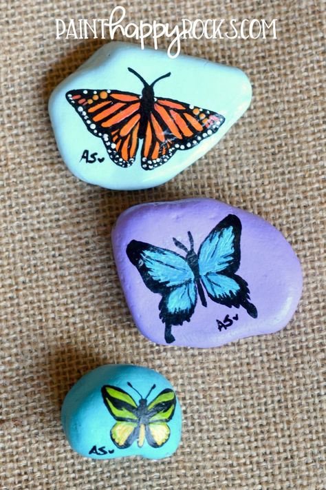 Rock Painting Ideas | Butterflies at painthappyrocks.com #PaintHappy Rocks #Painted Rocks #RockPainting Diy Painted Rocks, Butterfly Ideas, Animals Butterfly, Drawing Rocks, Happy Rock, Rock Painting Tutorial, Painted Rock Animals, Rock Painting Ideas, Posca Art