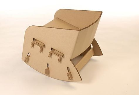 Recycling Cardboard for Unique DIY Furniture, Inspiring Green Living Ideas Pliage Tole, Diy Karton, Cardboard Chair, Cardboard Playhouse, Cardboard Diy, Cardboard Design, Paper Furniture, Cardboard Toys, Flat Pack Furniture