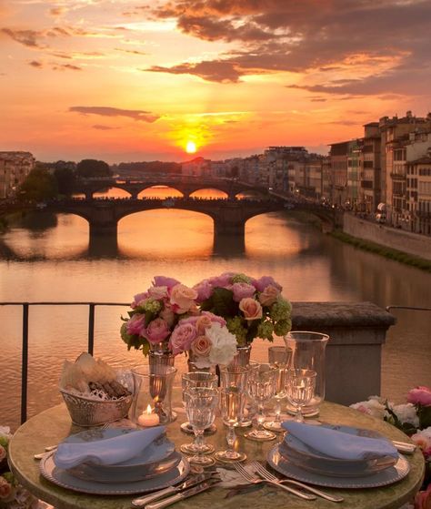 Romantic Holiday, Paris Jackson, Romantic Destinations, Romantic Places, Dream Holiday, Honeymoon Destinations, Romantic Dinners, A Bridge, Romantic Travel