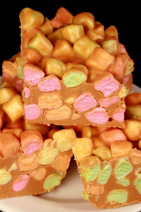 Confetti Bars Recipe - Celebration Generation Cookies You Can Freeze, Peanut Butter Marshmallow Bars, Butterscotch Peanut Butter, Confetti Squares, Peanut Butter Marshmallow Squares, Holiday Baking Gifts, Butterscotch Fudge, Marshmallow Fudge, Marshmallow Bars