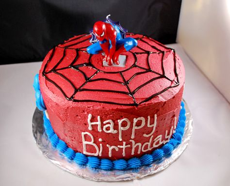 Delicious Meliscious - a cooking blog by Melissa: Spiderman Cake Kue Fondant, Spiderman Birthday Cake, Spiderman Birthday Party, Easy Birthday, Spiderman Cake, Kids Cakes, Simple Birthday Cake, Spiderman Birthday, Man Party