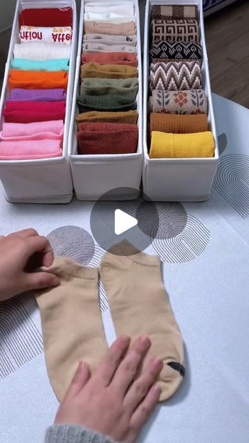 Storing Socks Ideas, Organizing Socks Ideas, Organizing Sock Drawer, Diy Socks Organizer, How To Fold Short Socks, How To Organize Socks Drawer, How To Fold Socks In Drawer, How To Fold Ankle Socks, How To Organize Socks