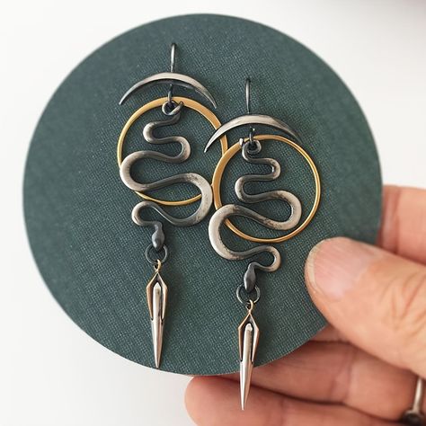 Geometric Spiral, Woman Personality, Alloy Earrings, Snake Patterns, Spiral Earrings, Accessories Jewelry Earrings, Metal Earrings, Geometric Earrings, Pendant Earrings