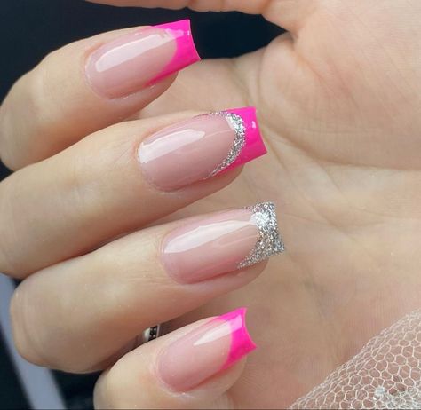 Hoco Nails, Subtle Nails, Fancy Nails Designs, Nails Now, Colored Acrylic Nails, Bling Acrylic Nails, Nail Designs Glitter, Pink Acrylic Nails, Prom Nails