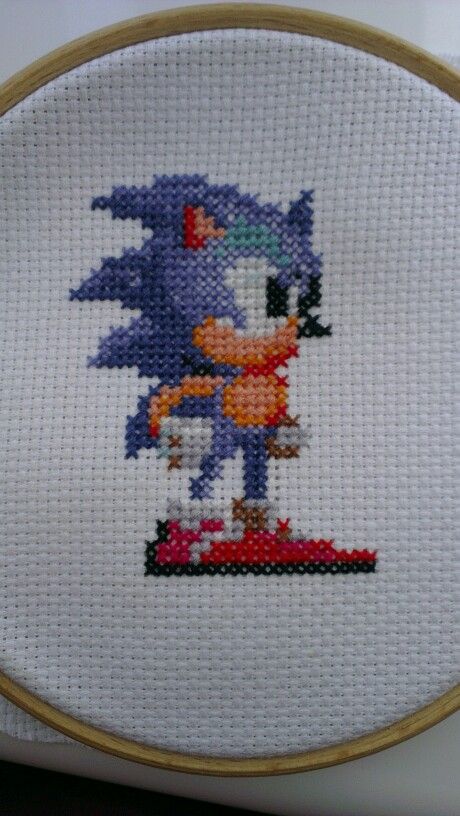 Cross stitch Sonic the Hedgehog Sonic Cross Stitch, Sonic Embroidery, Angry Stitch, Diy Geek, Stitch Games, Geek Diy, Diy Cross, Iron Beads, Beaded Cross Stitch