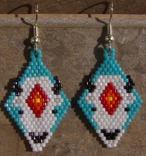 Buffalo Head, Native Designs, Beading Designs, Beaded Dragonfly, Seed Bead Jewelry Patterns, Native Beading Patterns, Native Crafts, Seed Bead Crafts, Beaded Stuff