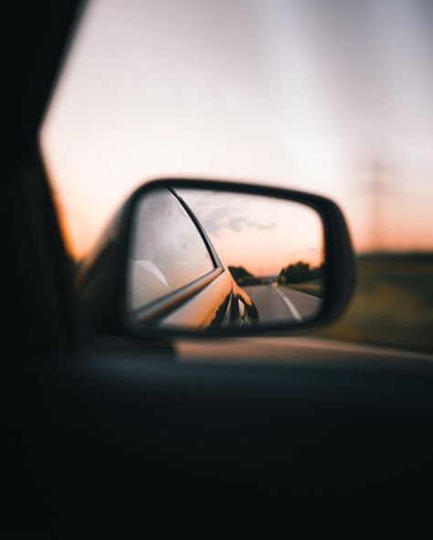 Vertical shot of a car side mirror durin... | Premium Photo #Freepik #photo #car-mirror #car-side #vehicle #car Car Inside Photography, Car Mirror Photography, Car Photography Aesthetic, Car Photography Ideas, Perspective Reference, Vehicle Photography, Car Shots, Car Side Mirror, Side Mirror Car