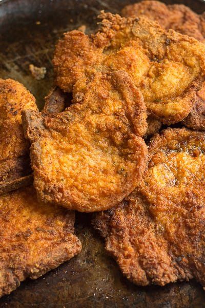 Crunchy Fried Pork Chops, Southern Fried Pork Chop Recipes, Crispy Fried Pork Chops, Crispy Pork Chops, Southern Fried Pork Chops, Fried Pork Chop Recipes, Easy Pork Chops, Pork Chop Recipes Baked, Easy Pork Chop Recipes