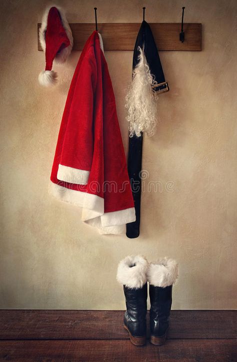 Winter Dream, Bad Santa, Santa Suit, Santa Pictures, Santa Costume, Santa Suits, Noel Christmas, Merry Little Christmas, Christmas Love