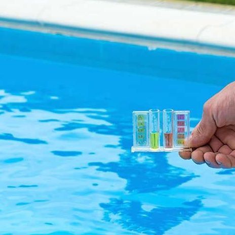 Hamptons Pool, Pool Cleaning Tips, Swimming Pool Repair, Swimming Pool Maintenance, Salt Water Pool, Pool Storage, Pool Repair, Pool Life, Pool Care