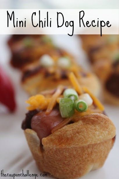 Mini Chili Dog Recipe Super Bowl Finger Foods, Chili Dog Chili Recipe, Cocktail Wieners, Recipe Appetizers, Chili Dog, Crescent Recipes, Cheese Dog, Yummy Meals, Chili Dogs