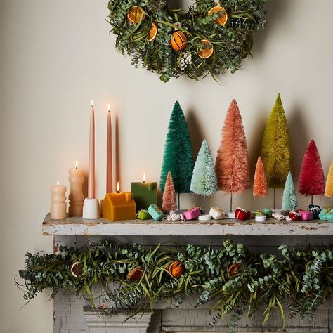 66 Best Christmas Decoration Ideas for 2022 — Holiday Décor Citrus Garland, Christmas Decorations Ideas, Mantel Decor Ideas, Holiday Mantel, Bottle Brush Tree, Brush Tree, Mantel Decor, Holiday Set, Bottle Brush Trees