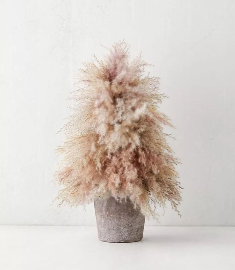 Pampas Grass Christmas Tree, Pampas Grass Christmas, Floral Christmas Tree, Boho Christmas Tree, Fairy Lights Decor, Boho Christmas Decor, Christmas Decorations Cheap, Dried Pampas, Grass Decor