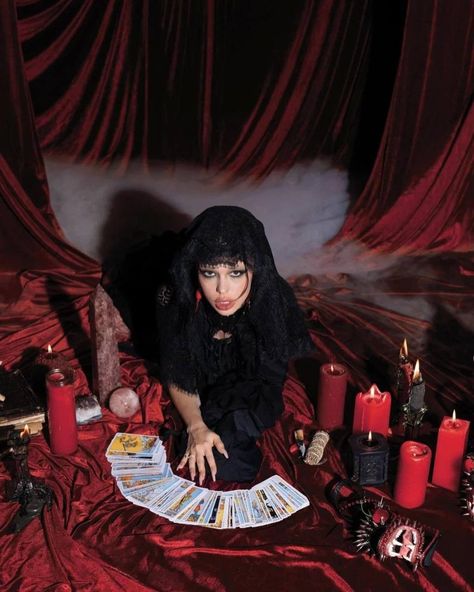 Tarot Reading Photography, Black And Red Photography, Seance Photoshoot, Woman With Ciggerate, Witchy Photoshoot Ideas, Tarot Photoshoot, The Love Witch Aesthetic, Card Photoshoot, Witchy Photoshoot