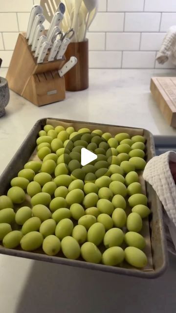 @eatinghealthytoday on Instagram: "It’s that time of year again! Grapes are in season, so let’s make grape sorbet! 🍇 
(via: @itsmarinaskitchen)

Ingredients:
	•	1 bag of green grapes
	•	1 lime
	•	2 tablespoons honey
	•	Fresh mint
	•	3-4 tablespoons water

Instructions:
	1.	Clean and freeze organic grapes overnight.
	2.	Add frozen grapes to a food processor.
	3.	Add mint, lime juice, and 2 tablespoons of honey.
	4.	Add 3-4 tablespoons of water.
	5.	Blend everything well.
	6.	Top with lime zest and enjoy!

#sorbet #grapes #healthyfood #healthy #viralvideo #foodblogger" Grape Sorbet, Frozen Grapes, Sorbet Recipes, Green Grapes, Lime Zest, Fresh Mint, Frozen Treats, Food Blogger, Healthy Snacks