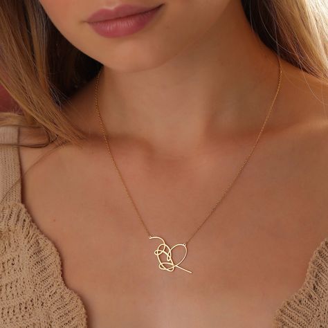 14k Gold BTS Love Yourself Heart Necklace K-pop BTS - Etsy Heart Signature, Doctor Jewelry, Gold Neck Chain, Gold Ideas, Jewelry Necklace Simple, Aesthetic Jewellery, Pop Jewelry, Pretty Jewelry Necklaces, Bts Stuff