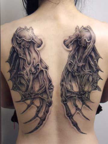 This is the back piece I am going to get done. Then I plan to get a chest piece as well. "The breast plate of righteousness" is what I will get for my chest piece. Thestral Tattoo, Beautiful Angel Tattoos, Tato 3d, Wing Tattoos On Back, Alas Tattoo, Wing Tattoo Men, Tattoo Son, Devil Tattoo, Wing Tattoo Designs