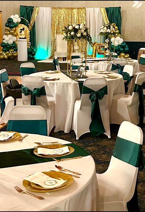 Decoration Ideas For Quinceanera, Quinceanera Themes Green And Gold, Green Gold Quinceanera Theme, San Judas Party Ideas, Quinceanera Decorations Emerald Green, Quince Venue Ideas Emerald Green, Quinceanera Decorations Ideas Green, Emerald Green Debut Theme, Green Quinceanera Theme Decor