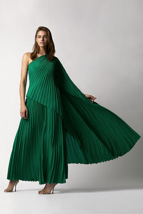 Women's Fall 2020 – SemSem Pleated Fabric Outfits, Pleated Fabric Dress, Pleated Fashion, Indian Designer Outfits, Pleated Fabric, Stylish Clothes For Women, Stylish Dress Designs, Designer Dresses Indian, Indian Designer Wear