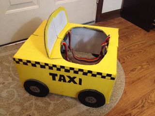 I was given last minute notice that my 4 year old son needed a transportation themed costume for his Pre-K class last Friday. I decided that I would recycle one of... Car Costume, Cardboard Box Car, Cardboard Costume, Sharpie Paint Pens, Cardboard Car, Old Cd, Old Boxes, Stem Projects, Life Support